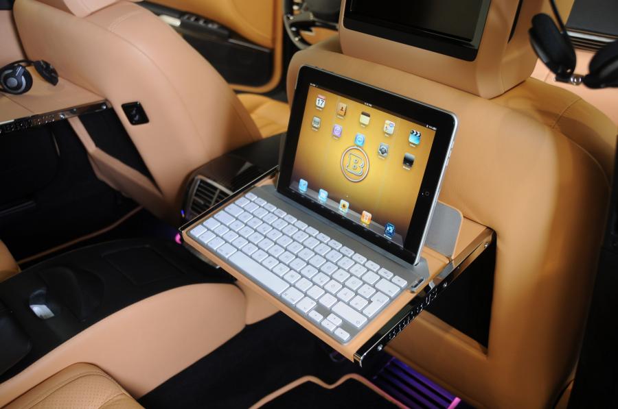  Mercedes-Benz S-Class iBusiness by Brabus 2010 года  (фото 20 из 21)
